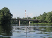Вид на мост КРЗ через реку Псёл