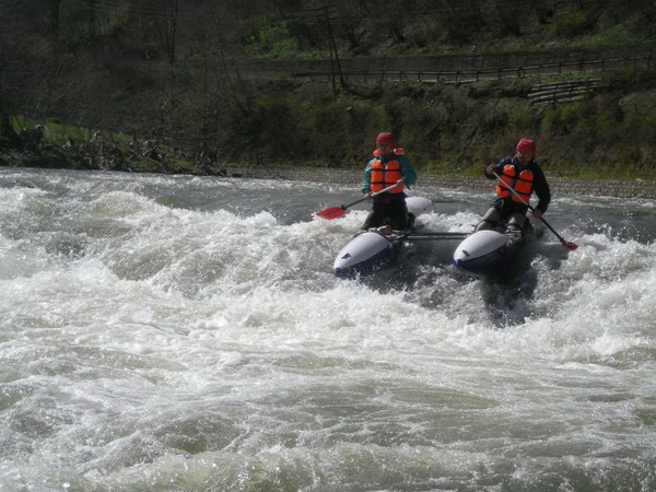 ������ ����� 4 �.�. �� ����� ������: �������, ����, ����